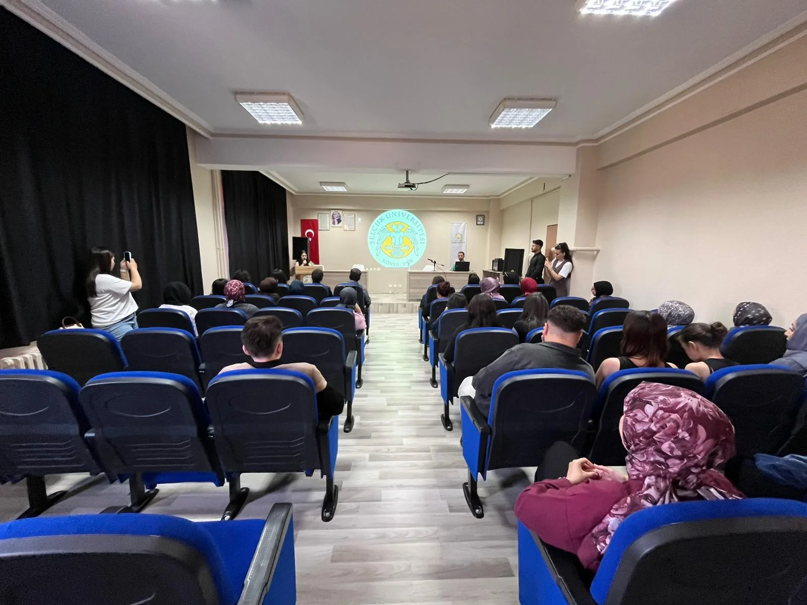 Akran Zorbalığı Konferansı